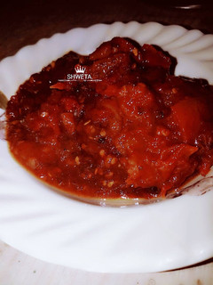 A picture of Jaggery tomato chutney.