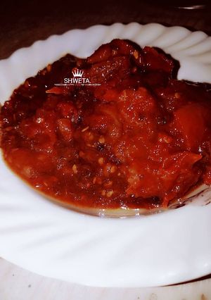 A picture of Jaggery tomato chutney.