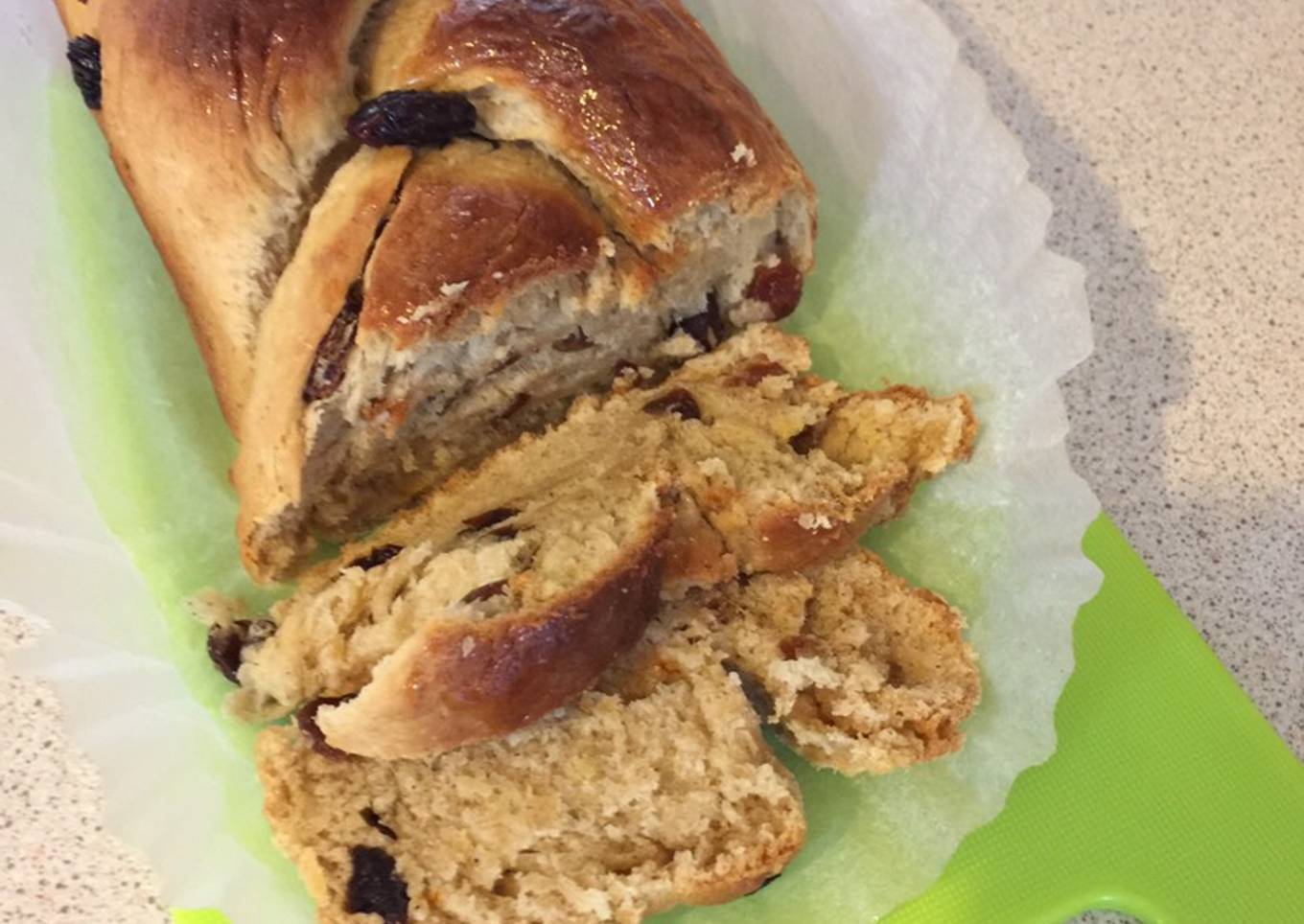 Saffron bread