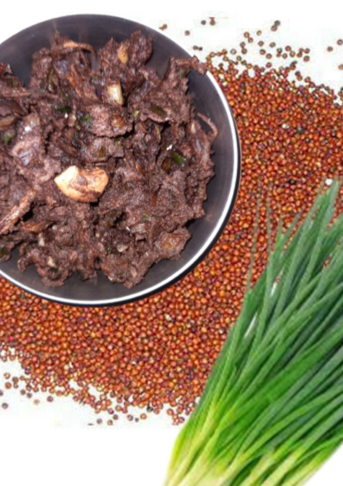 கேழ்வரகு வெங்காயத்தாள் பக்கோடா செய்முறை முக்கிய புகைப்படம்