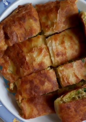 Foto resep Martabak telur isi ayam Kari