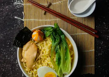 Resep Populer Chicken Ramen Ala Warung