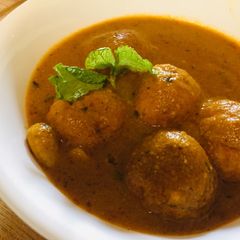 A picture of Malai kofta.