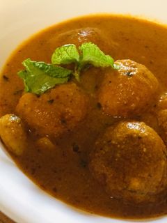 A picture of Malai kofta.