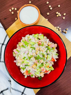 A picture of Chickpea & Yogurt Salad.