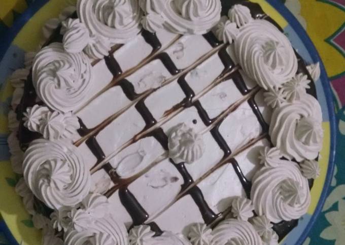 Recipe of Homemade Chocolate pineapple cream cake