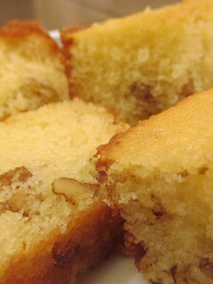 A picture of Walnut Cake.