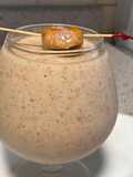 Fig and dates smoothie