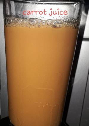 A picture of Carrot/lemonjuice.