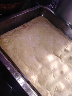 Una foto de Torta de fiambre con tomate y huevo