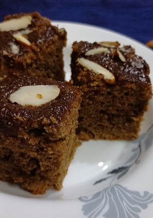 A picture of Almond brownie.