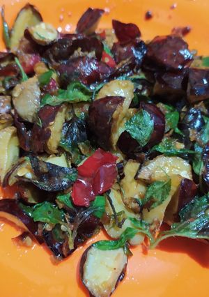 Foto resep Jengkol sambal kemangi semberiwiing..
