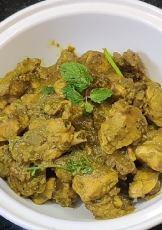 புதினா சிக்கன் / க்ரீன் சிக்கன் செய்முறை முக்கிய புகைப்படம்