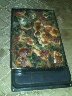 Una foto de Pastel de papa, carne y acelga