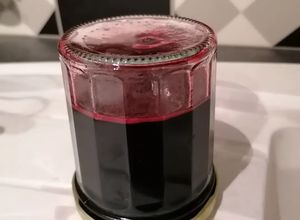 Une photo de Gelée de Sureau noir