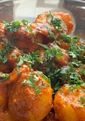 A picture of Street style kathiawari aloo 😋.