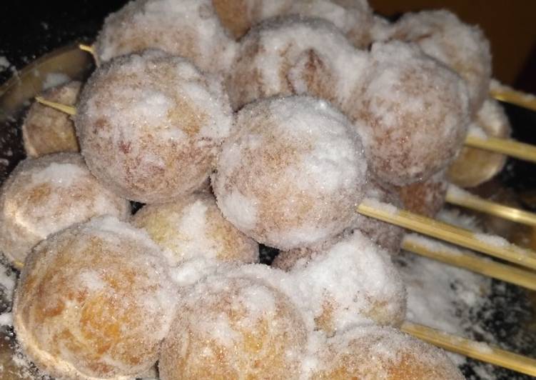 Sate donat