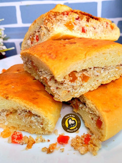 A picture of Dilpasand Dilkhush South Indian Sweet Bread With Dryfruits Filling.