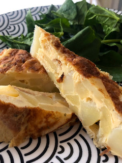 Una foto de Tortilla de patata con “secreto”