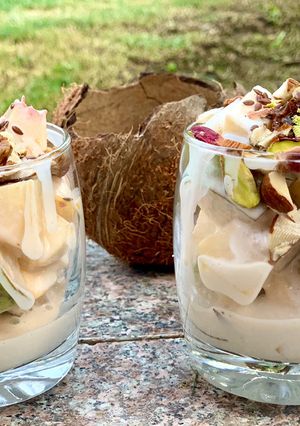 A picture of Fruit Coconut parfait 🥥.