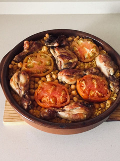 Una foto de Arroz con pollo al horno