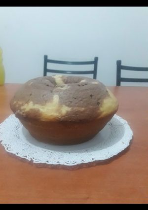 Una foto de Bizcochuelo de vainilla y marmolado