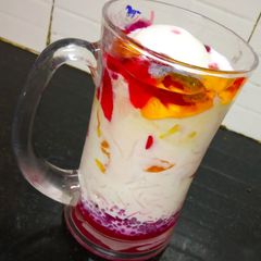 Royal falooda A picture of Royal falooda.