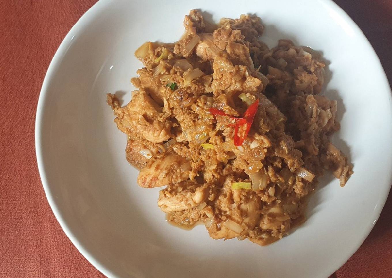 Ayam oseng telur