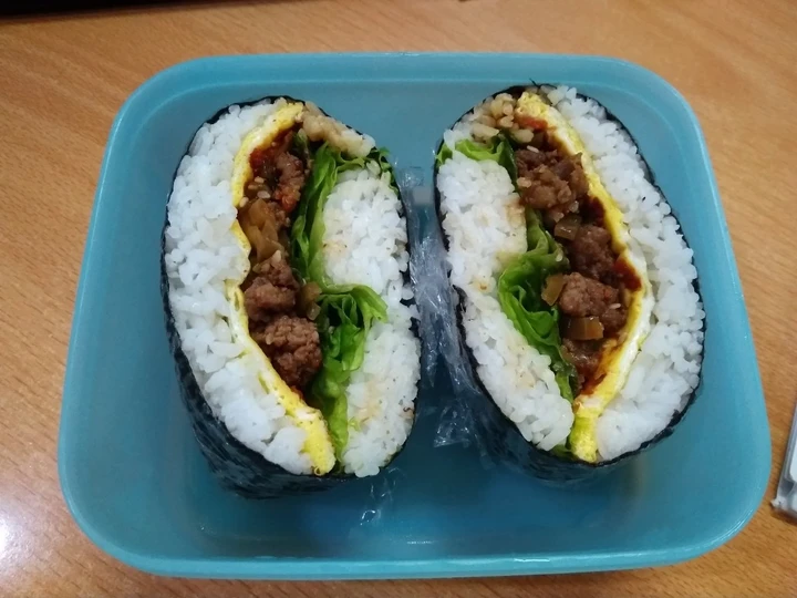 Cara Simple Membuat Resep  Onigiri yang Lezat Sekali, Bikin Ketagihan