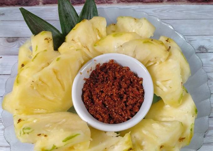 Cara Gampang Menyiapkan Bumbu Rujak Bangkok Buah Nanas (14) yang Lezat