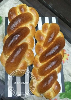 辮子麵包❤ 的食譜成品照片