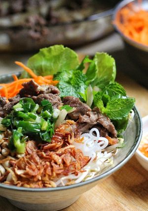 Hình của món BÚN BÒ XÀO | BÚN BÒ NAM BỘ.