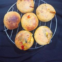 A picture of Cheesy veg bomb.