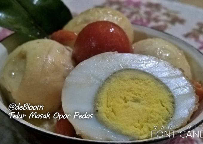 30. Telur Masak Opor Pedas