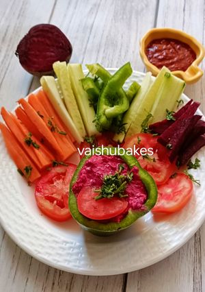 A picture of Schezwan style Beetroot Dip.