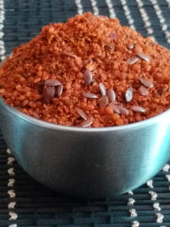 புரதம் நிறைந்த இட்லி தூள் / கான் தூள் செய்முறை முக்கிய புகைப்படம்