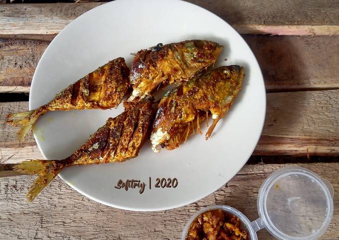 Ikan kembung Goreng Marinasi