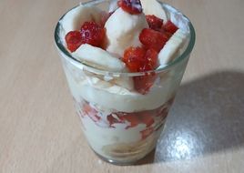 Fresa y banana con crema de @Dari.cook