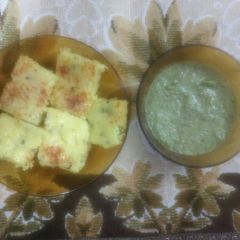 A picture of Instant Rawa Dhokla.