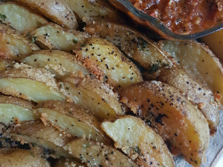 Bagaimana Menyiapkan 111. Roasted Potato Wedges with Parmesan, Lezat