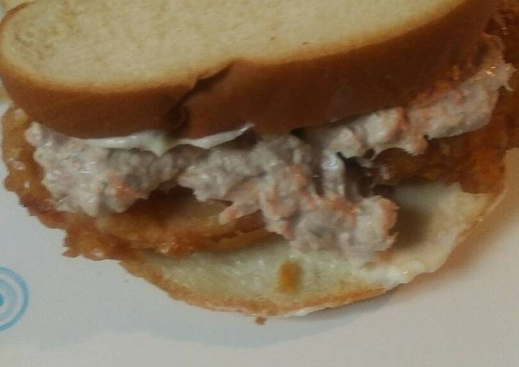 Recipe of Super Quick Homemade Tuna Salad and Fried Tomato Sandwich