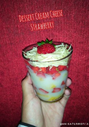 Foto resep Olahan Strawberry~Dessert Cream Cheese Strawberry