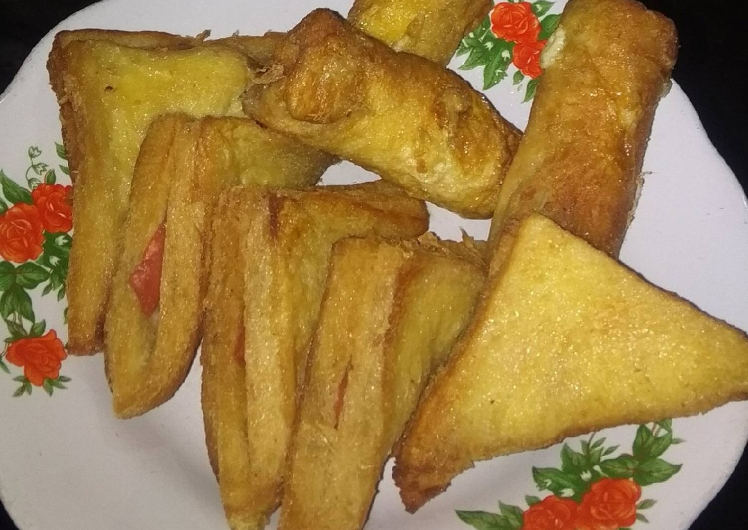 Resep Roti Goreng Sosis Mayo oleh Kozin Cookpad