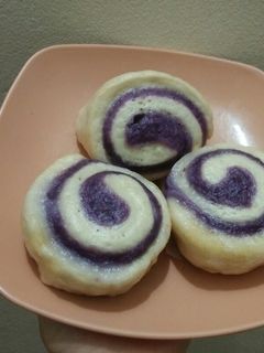 Hình của món Bánh bao khoai lang tím.