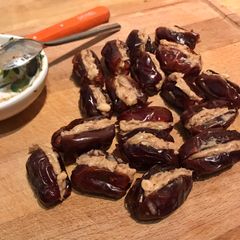 A picture of Mini Vegan Snickers.