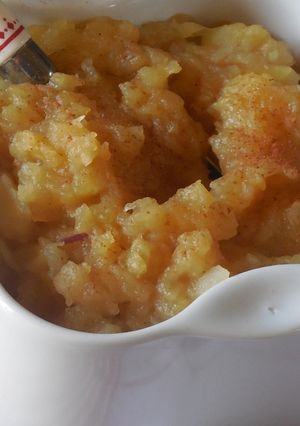 Une photo de Compote de pommes aux saveurs orientales