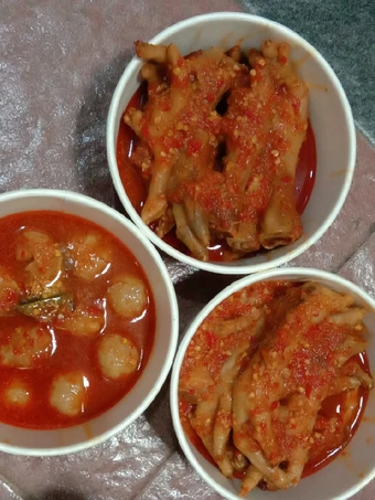 Langkah Gampang Menyiapkan Resep Ceker dan Pentol Mercon yang Uenak Anti Ribet, Uenak Banget