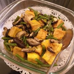 Tofu and vegetables in soy-oyster sauce A picture of Tofu and vegetables in soy-oyster sauce.