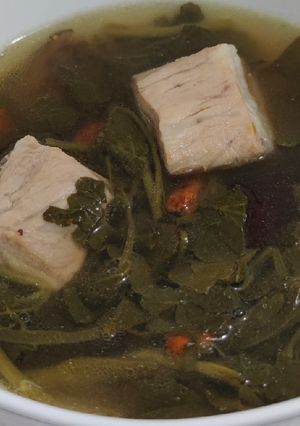 A picture of Watercress pork ribs soup.