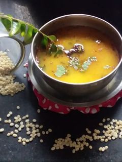 અડદ ની દાળ (Urad Dal Recipe In Gujarati) રેસીપી મુખ્ય ફોટો
